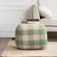 Pouf carré à carreaux de 20 po de large Guinda-1982513194