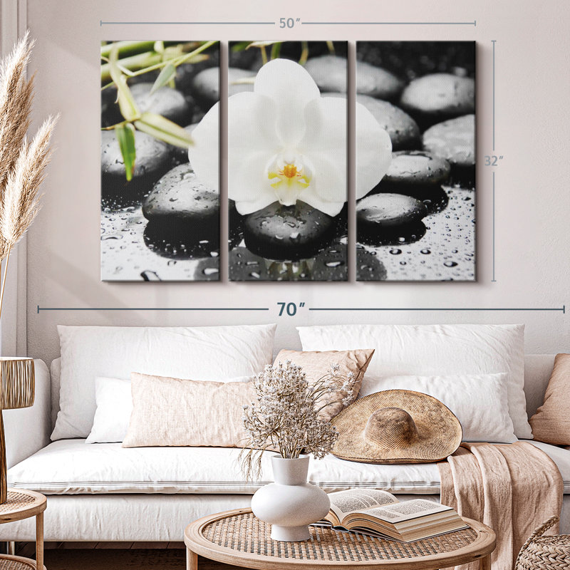 "Orchidée blanche" sur toile, H 50 po x l 32 po
