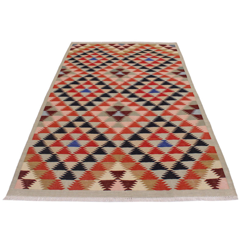 Tapis géométrique en laine fabriqué à la main 4 pi 7 po x 6 pi 5 po Madee