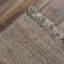 Tapis beige rectangulaire en jute tissé à plat à la main-335300444