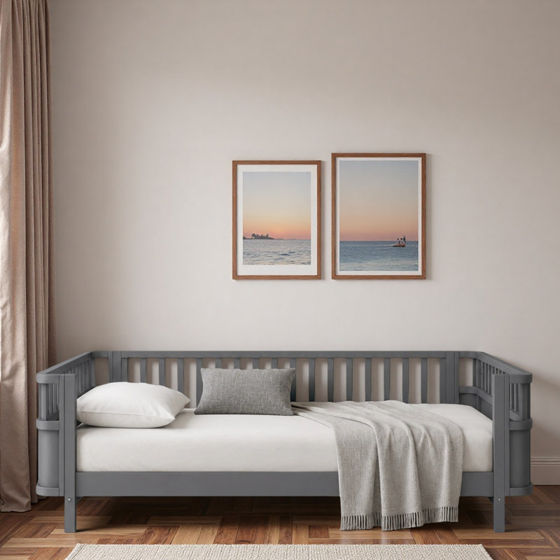 Lit pour enfant à profil bas avec coin arrondi lisse et support en lattes de bois, Lit double, Gris