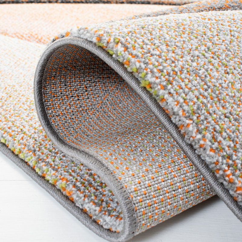 Tapis géométrique gris / orange Tontogany, Rectangle 5 pi 3 po x 7 pi 6 po
