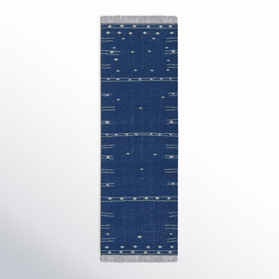 Revelry Indoor/ Outdoor Geometric Blue/ White Rug (2'6"X8')