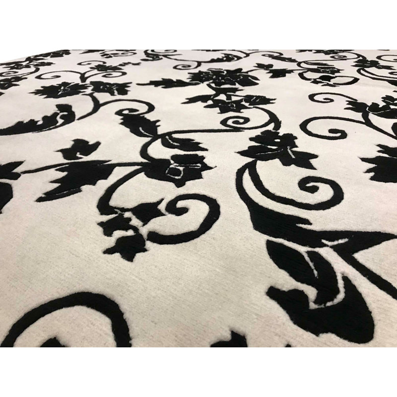 Hand-Knotted High-Quality Ivory Area Rug