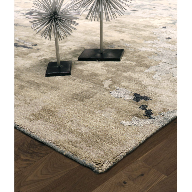Hand Knotted Camouflage Area Rug in Beige/Gray/Brown