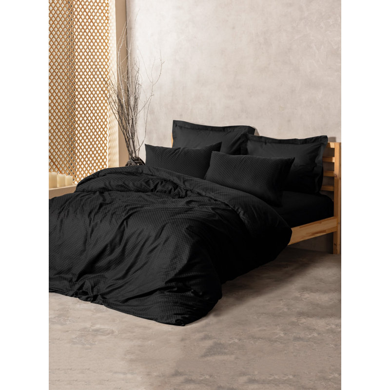 Super King Quilt Cover Set, 100% Cotton Ranforce, 102.4 x 86.6 Inches | 2 Pillowcases 19.7 x 31.5 Inches | Reactive Printing, Machine Washable, 145 Thread Count | Elegant Black Color, Stylish Closure with Buttons