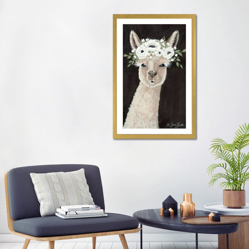 «Llama» par Sara Baker - reproduction d'art, H 32 po x l 24 po x P 1 po, Papier encadré doré, Blanc
