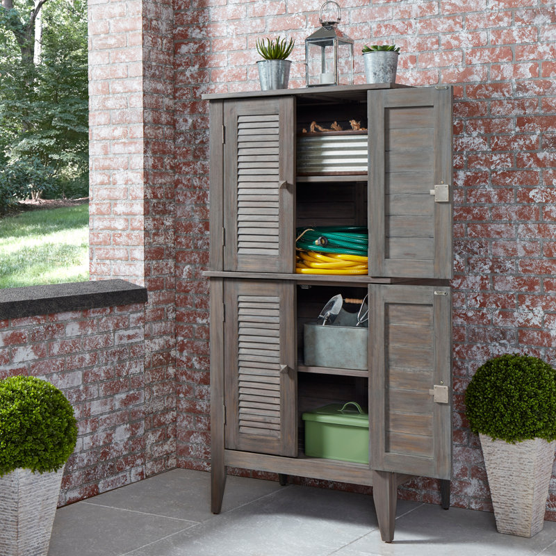 Armoire en bois massif Anjenette 195,05 gallons, Gris français