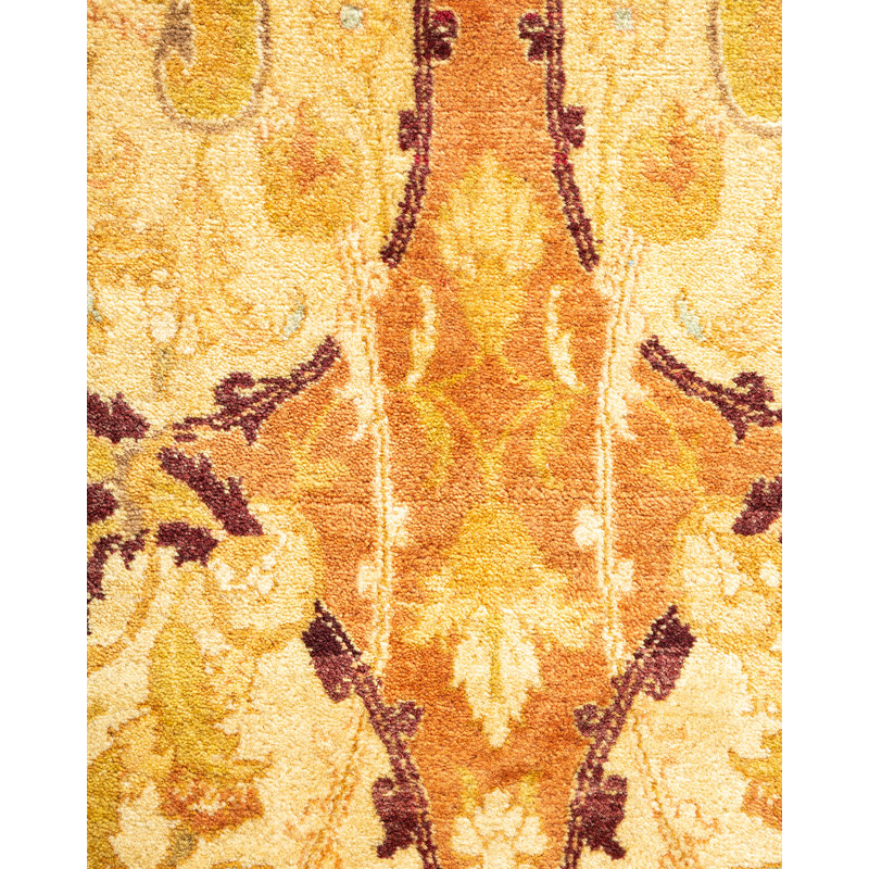 Classic One-of-a-Kind 5' 10" X 9' 6" Hand Knotted Area Rug