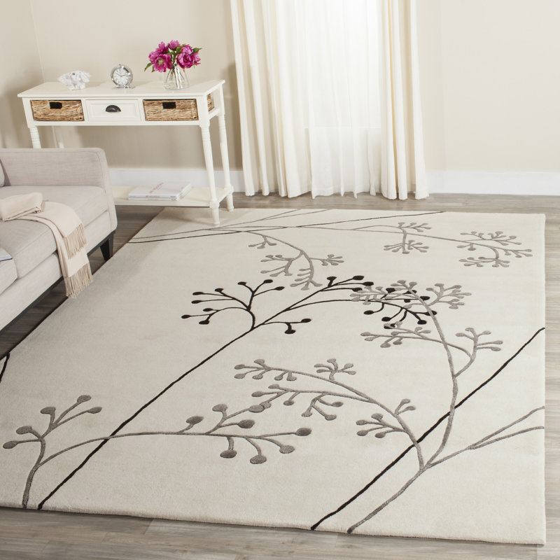 Soho Hand Tufted Wool Floral Rug, Rectangle 3'6" x 5'6"