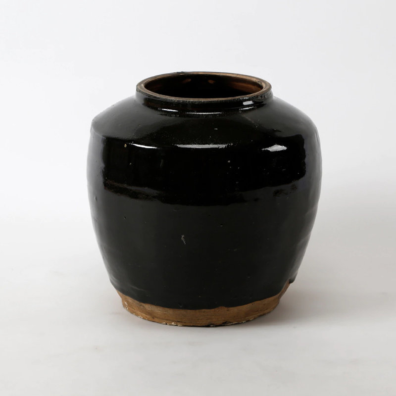 Kempinski Ceramic Planter, 8" H x 8" W x 8" D
