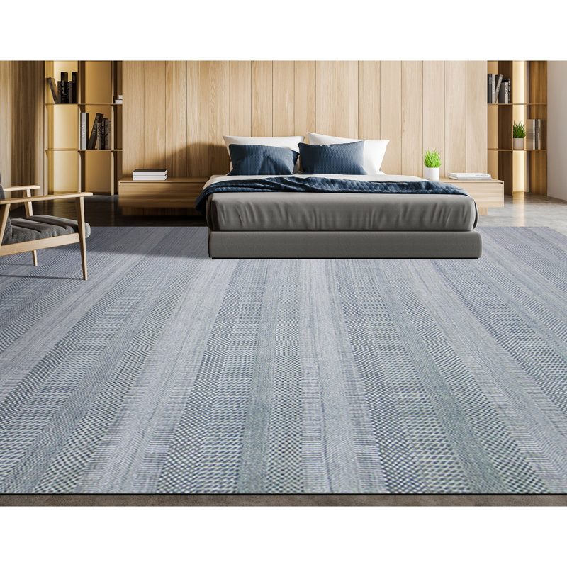 Area Rug in Silver, Rectangle 8' x 10'
