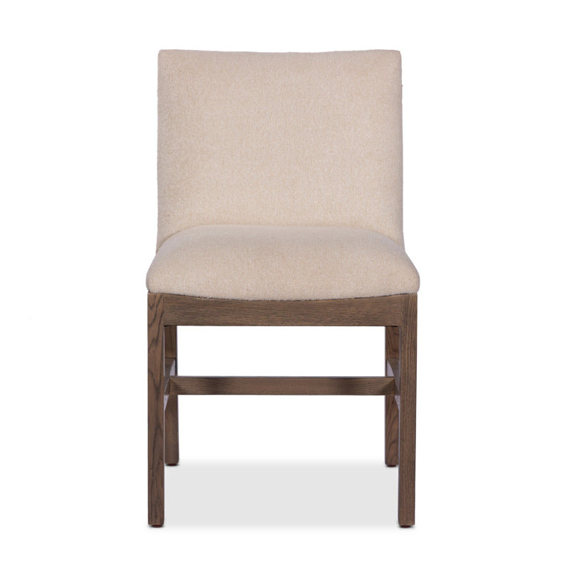Chaise Labriola