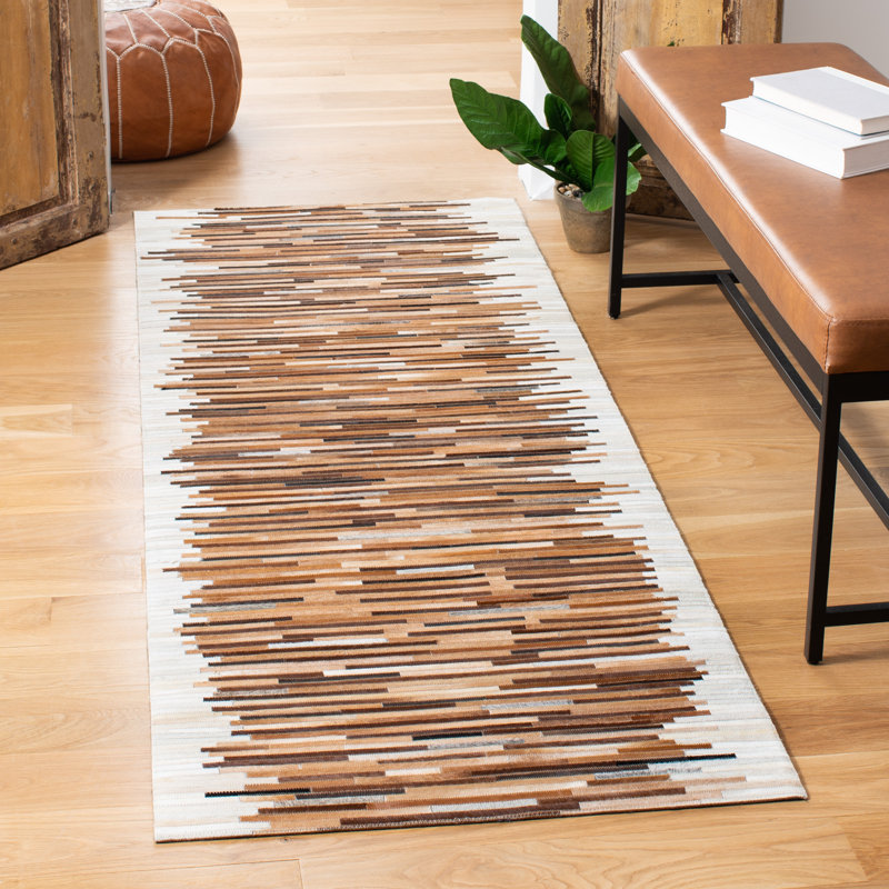 Tapis abstrait ivoire / brun en cuir feutré tissé à la main Seavey, Tapis de couloir 2 pi 3 po x 7 pi