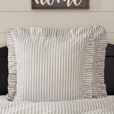 Taie décorative européenne en tissu à volants gris Timeless Ticking