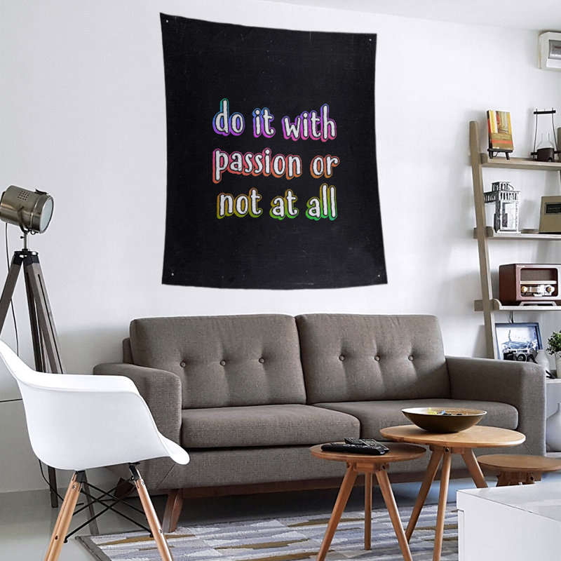 Tapisserie tableau noir en polyester citation passion, H 104 po x l 88 po, Arc-en-ciel