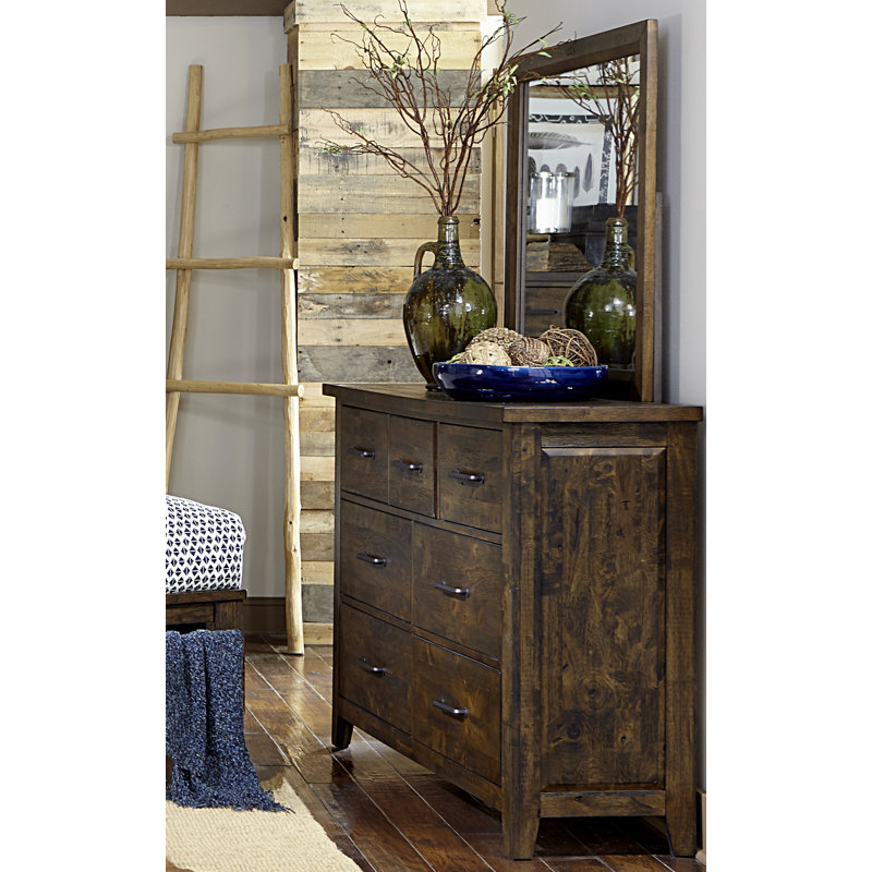 Everton 7-Drawer Dresser & Mirror