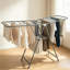 Séchoir à vêtements pliable en métal gris