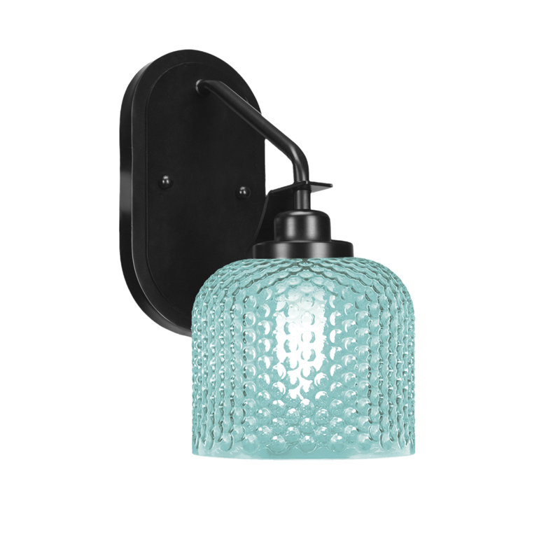 Applique murale Scituate montrée en noir, verre turquoise 6 po, Bleu, Noir mat