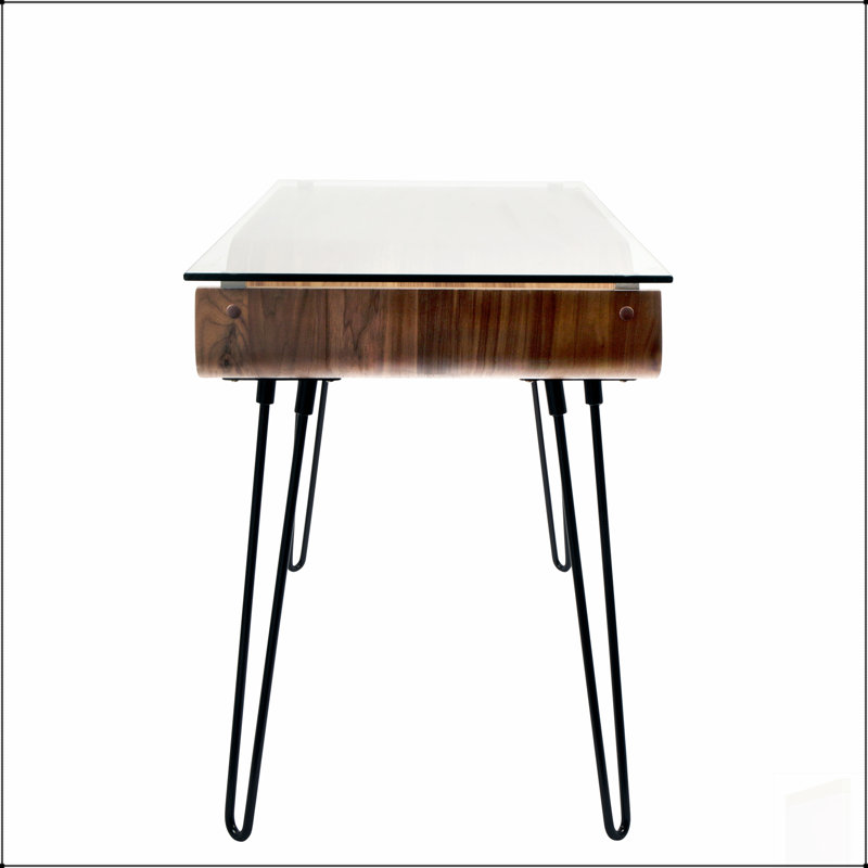 Le bureau Avery de style Mid-Century moderne en bois cintré élégant et en verre trempé transparent est parfait pour le bureau à domicile et les petits espaces