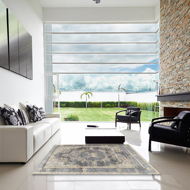 Heinrike Oriental Indoor Rug, Square 8'