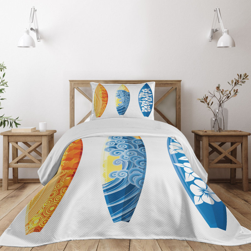 King White Quilted Bedspread Set with Surf Design