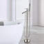 Robinet de baignoire autoportant monocommande à fixation au sol avec douche à main-60181705