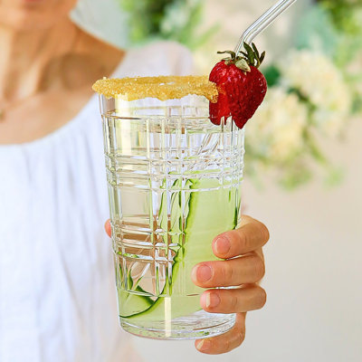  22 oz Clear Plaid Plastic Cups Set of 8 – Reusable Acrylic Tumblers with Embossed Texture – Shatterproof Drinkware for Outdoor, Patio, RV, Dorm, Parties – BPA-Free