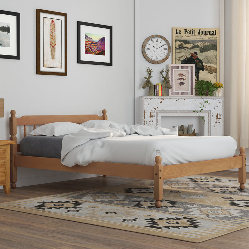 Colonial Spindle Pine Wooden Bartlesville Bed, Small Double (4'), Waxed Pine