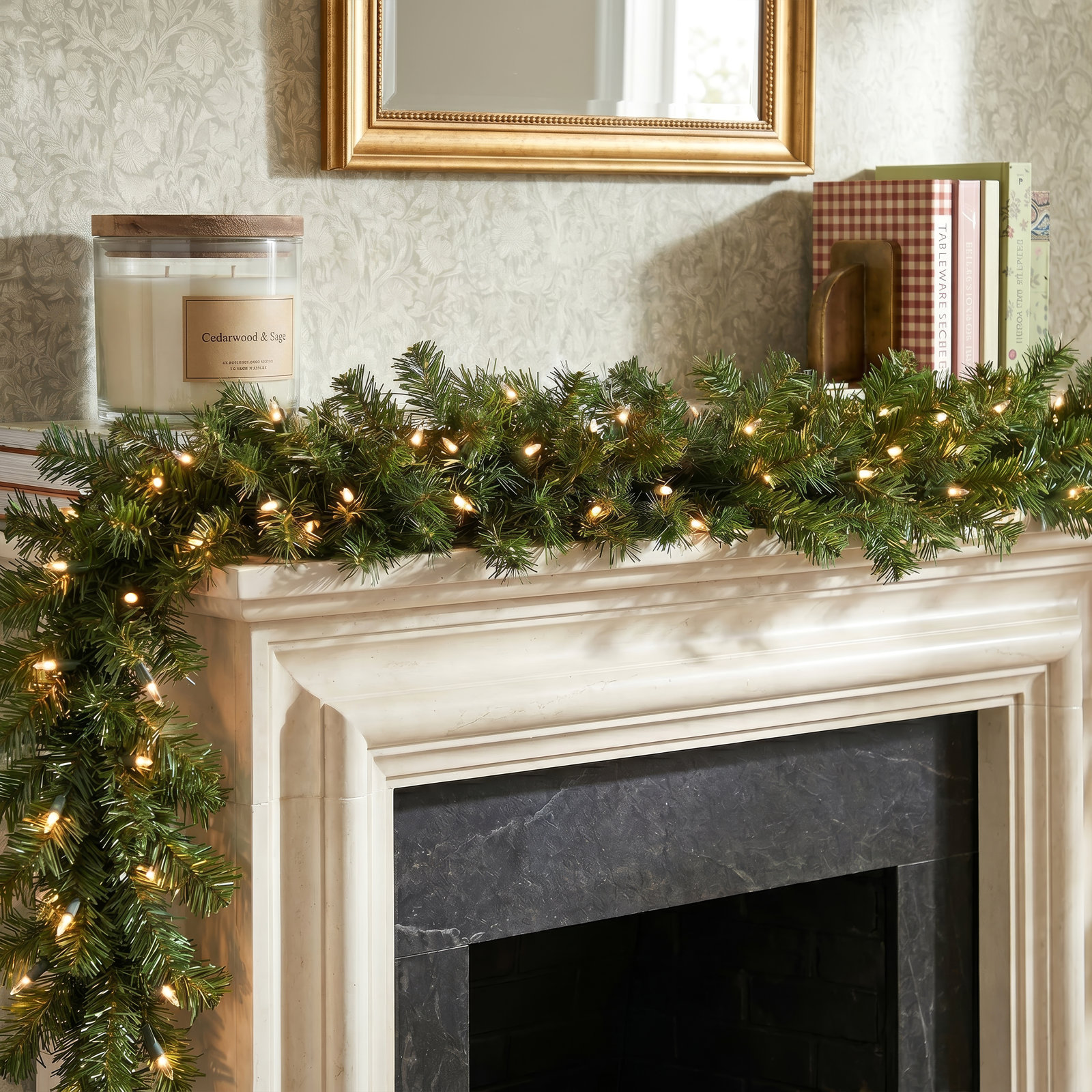 Norwood Fir 108" Pre-Lit Garland
