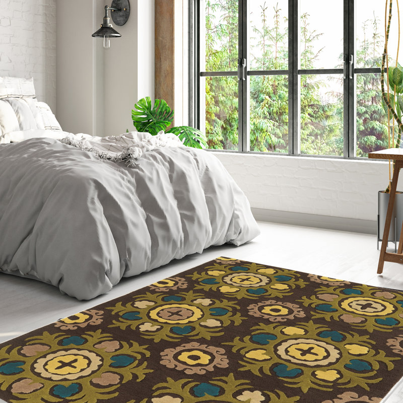 Equelle Hand Tufted Floral Indoor Rug, Rectangle 5' x 7'
