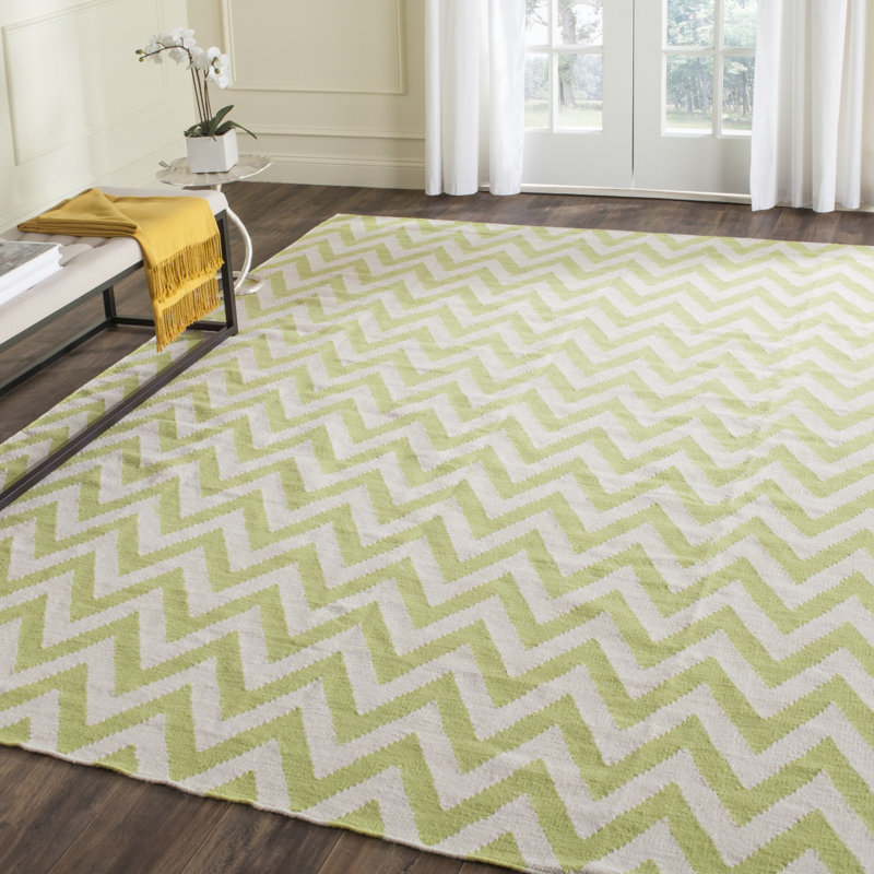Besaw Chevron Wool Hand Woven Area Rug, Rectangle 122 x 183 cm