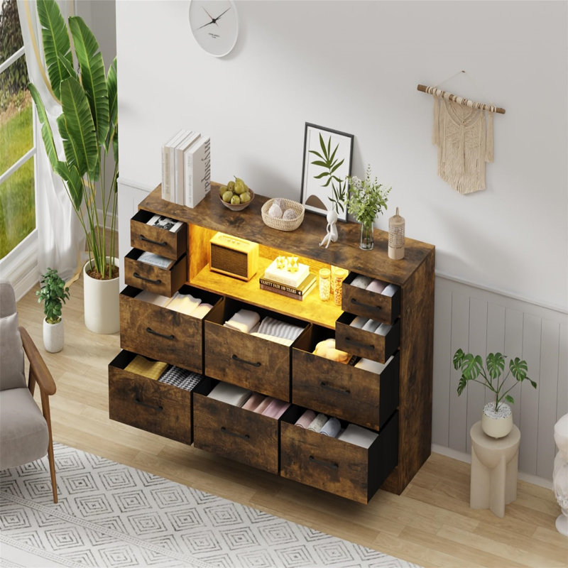 120cm W 10 - Drawer Chest of Drawers, Brown
