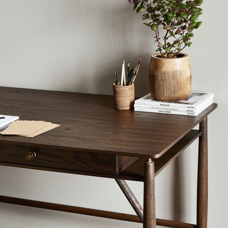 Markia Writing Desk