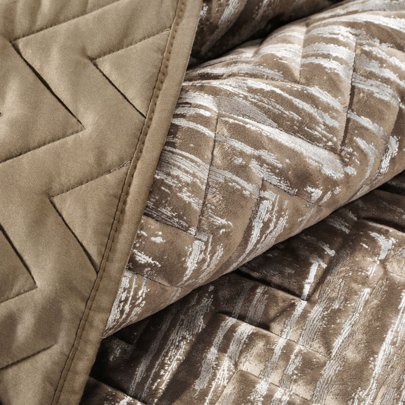 Gasha Polyester Geometric Shapes Bedspread, W170 x L210cm, Brown