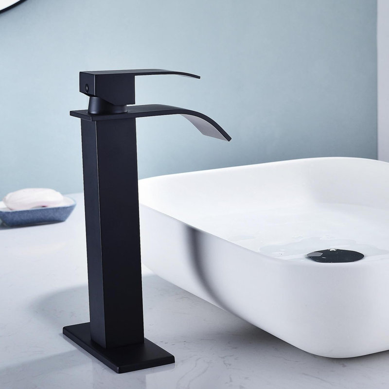 Single-Hole Single-handle Bathroom Faucet, Matte Black