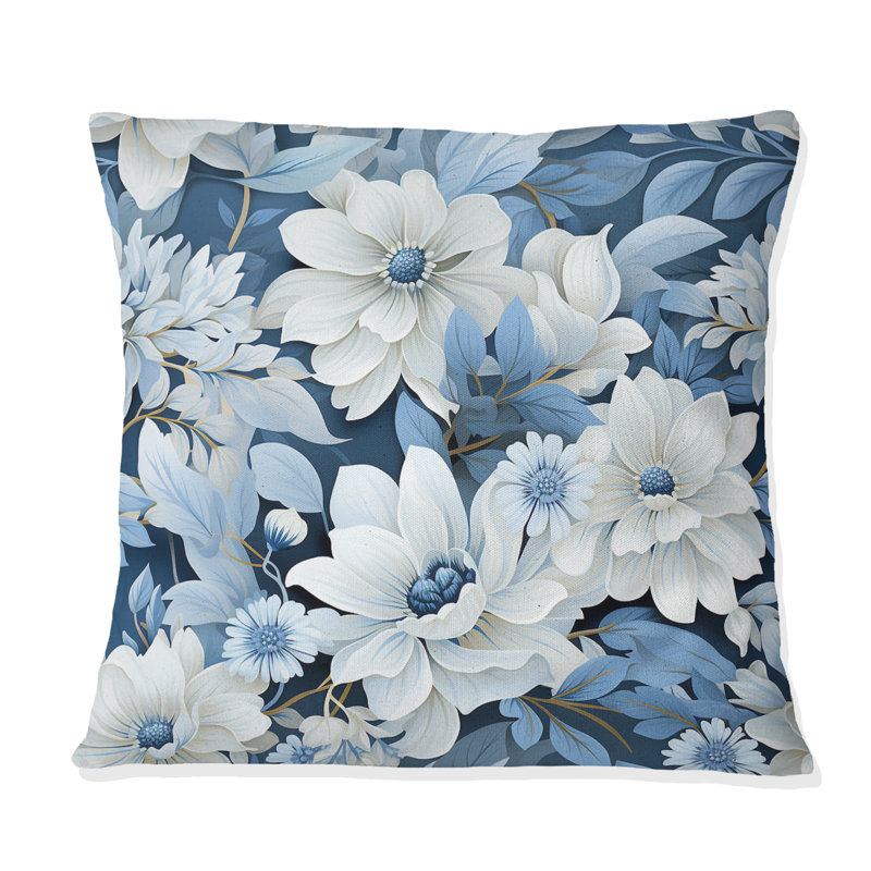 Coussin décoratif imprimé floral bleu et blanc III, H 18 po x l 18 po