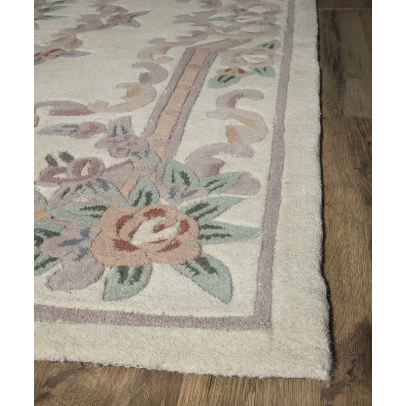 Tapis traditionnel ivoire Aubusson, Rectangle de 5 pi x 8 pi