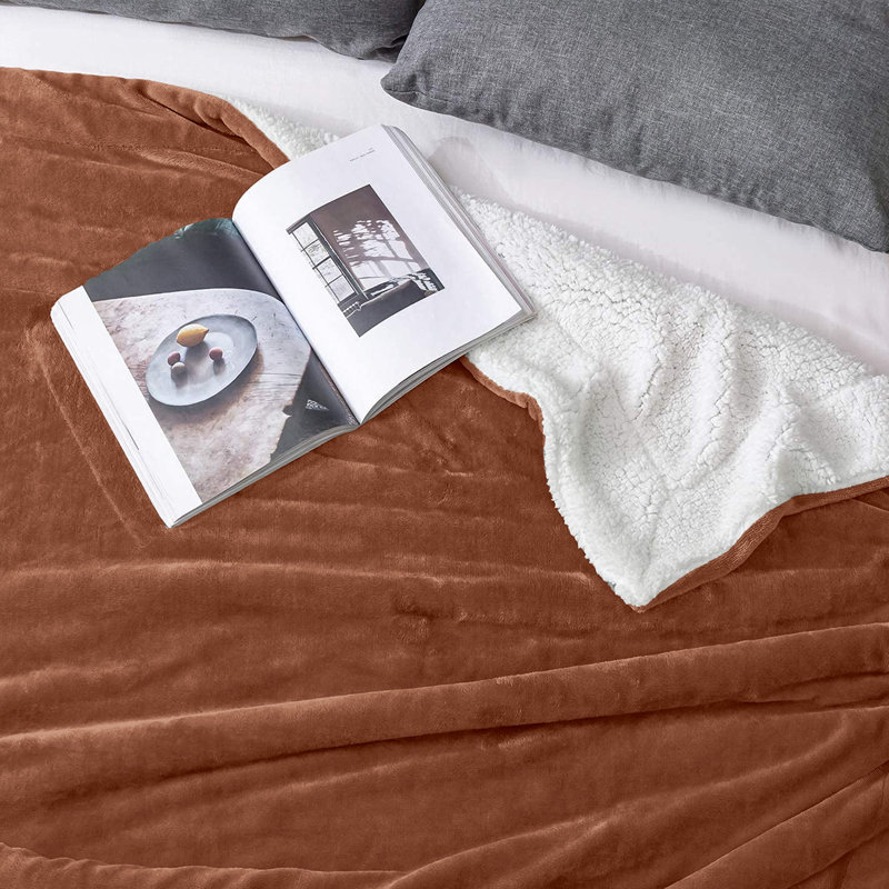 Sherpa Fleece Fur Thick Reversible Blanket Throw, Camel, 200cm x 150cm