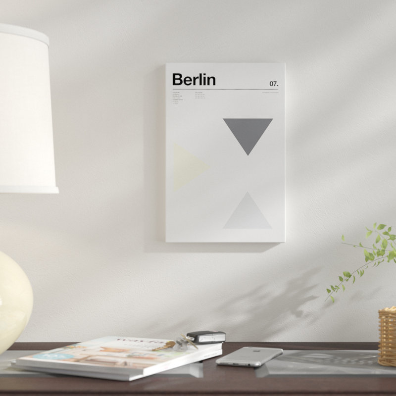 « berlin' », reproduction d’impression sur toile, H 12 po x l 8 po x P 0,75 po, Toile tendue, Blanc