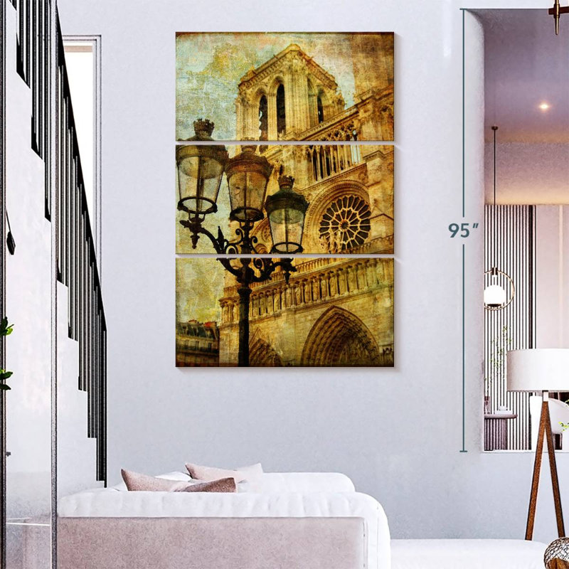 Masam rétro Notre Dame, H 74 po x l 48 po