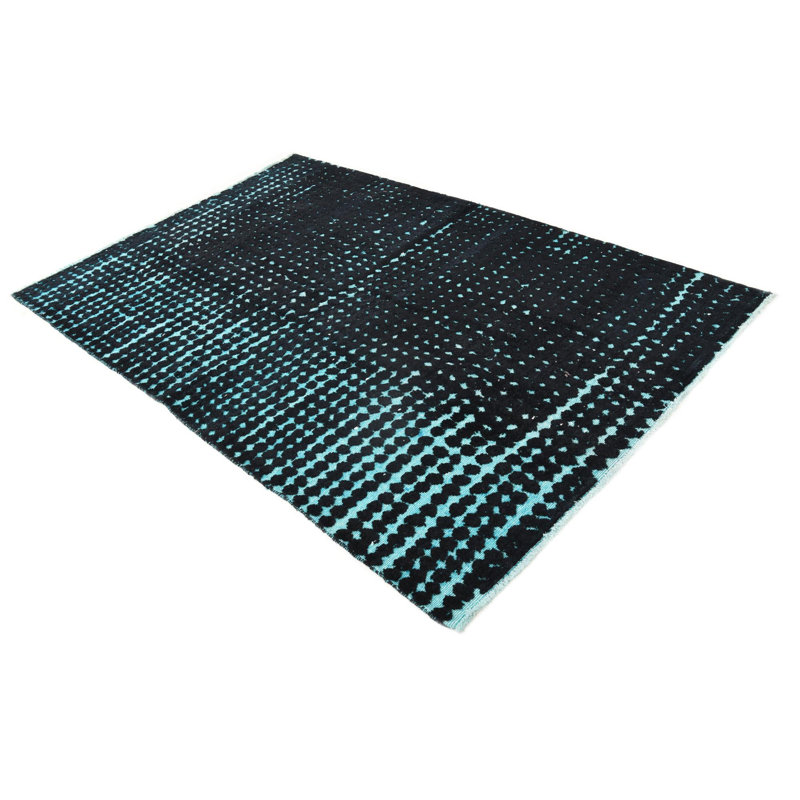 Tapis noir Outen