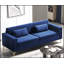 Luxueux canapé en velours pour le salon, rehaussant le confort et le style avec un design élégant
