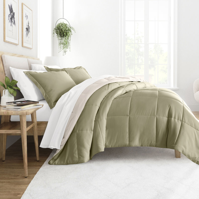 Sage and Ivory Microfiber Full/Queen Reversible Comforter Set
