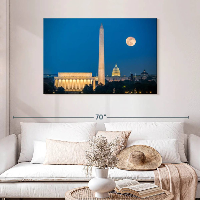 Sireci DC, 30" H x 45" W