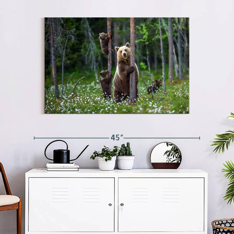 Brampt Grizzly Bear Group, 26" H x 39" W
