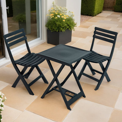 Boretto Folding Table with 2  Chairs Garden Set