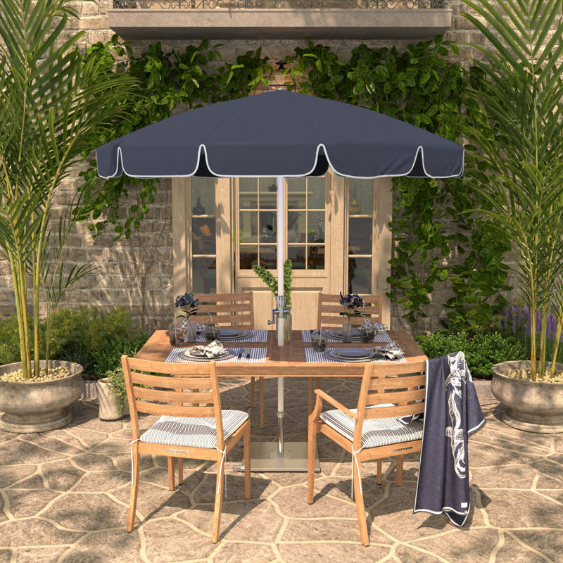 Parasol de patio blanc 8,5 pi avec nervures en fibre de verre et collier inclinable en spectre indigo Sunbrella, White