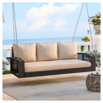Balancelle de porche GO 69 po en résine tressée PE pour 3 personnes avec chaînes et coussins, banc de patio extérieur brun pour cour arrière, jardin et bord de piscine