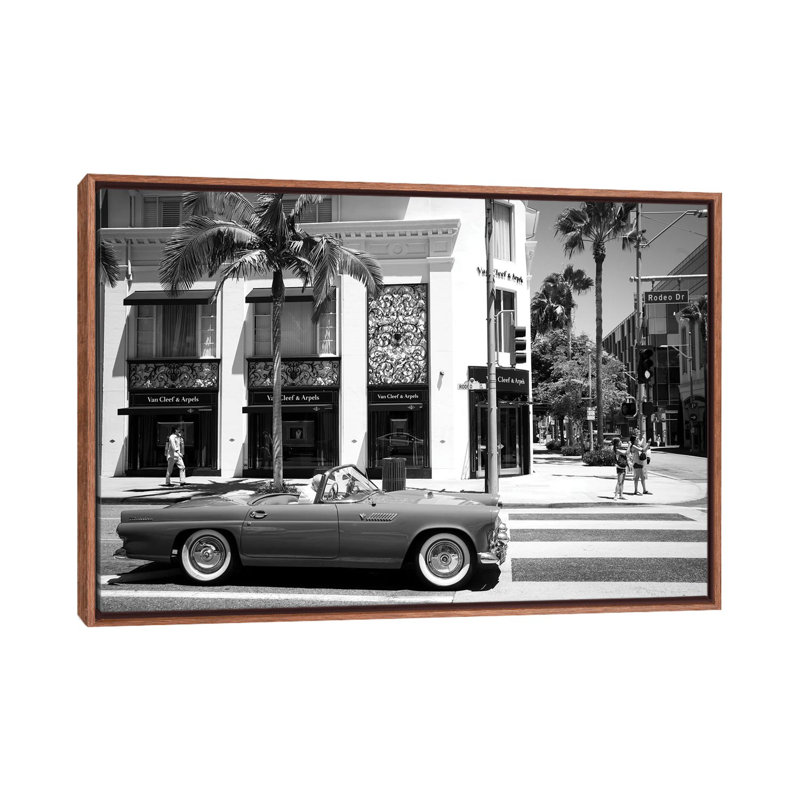 Rodeo Drive Classic - impression d'art mural, H 26 po x l 40 po, Reproduction encadrée sans passe-partout, Brun